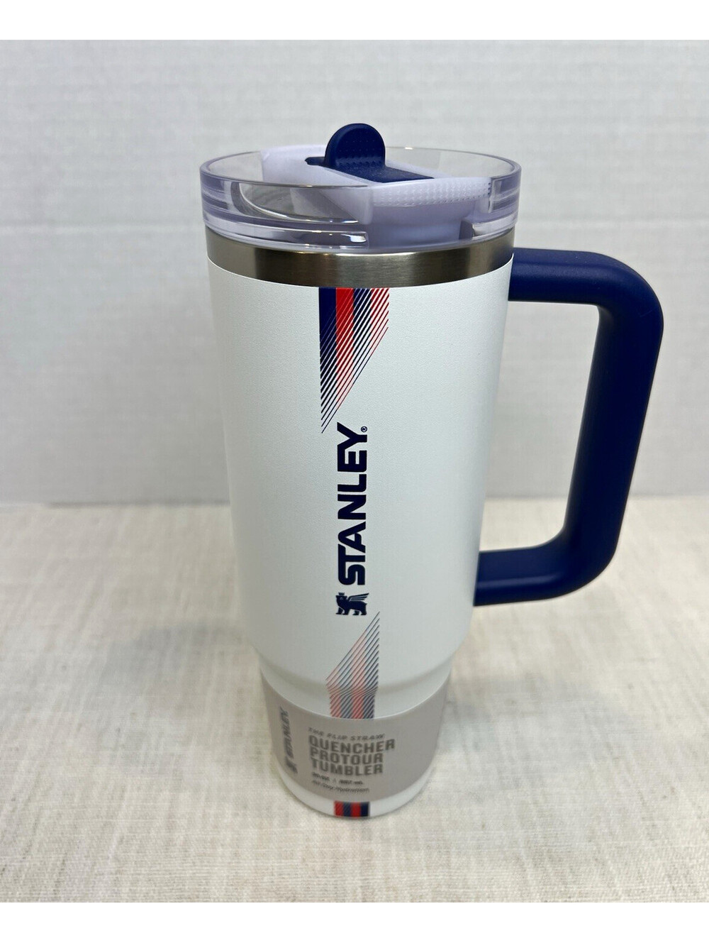 Stanley Quencher ProTour 30 oz Tumbler Team White Dark Blue w/ Handle